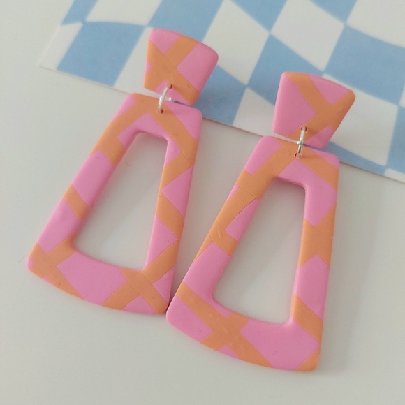 Pink and Orange Grid Polymer Clay Earrings - Picture 2 of 2